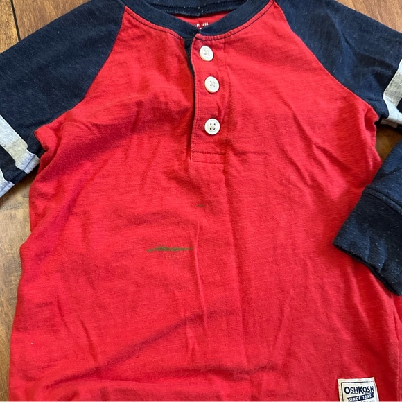 Toddler colorblock Henley, and button-down dress shirt bundle 3T - Picture 6 of 7